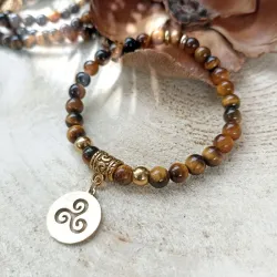 Bracelet en Œil de Tigre et Acier Doré – Triskel