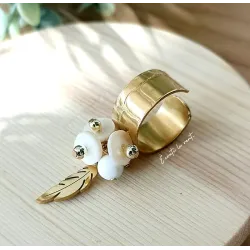 Bague en Acier Inoxydable Doré et Nacre – Feuille