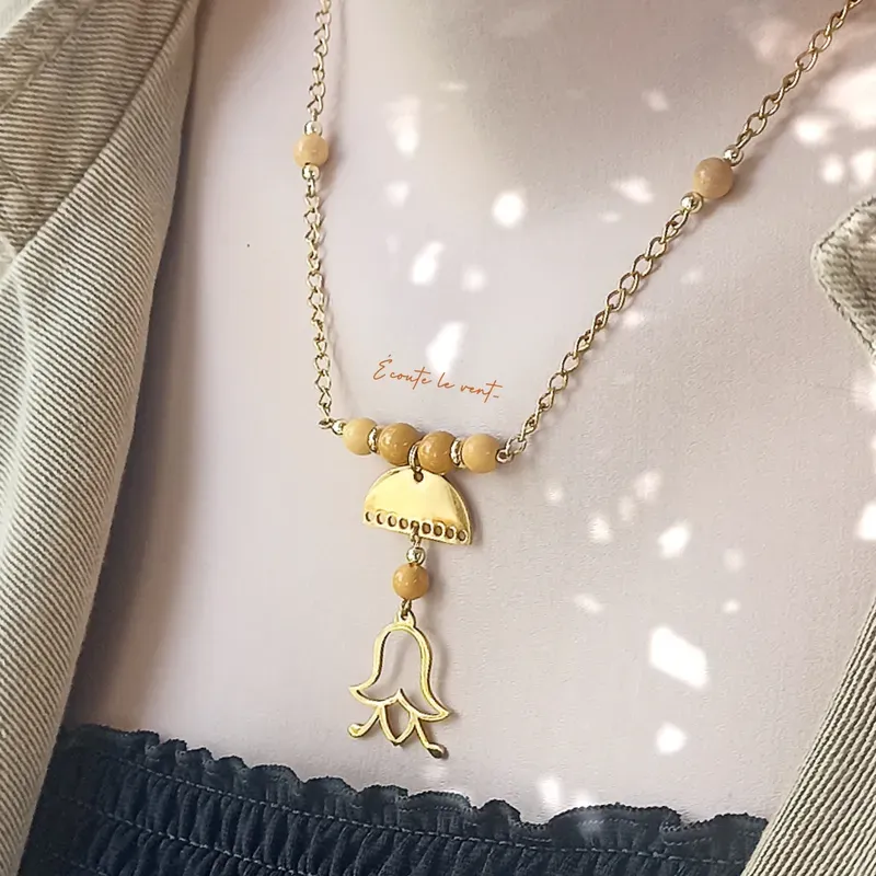 ✨ Collier Clochette Florale – Perles en Mokaïte et Acier Inoxydable
