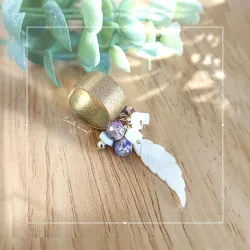 ✨ Bague acier inoxydable doré avec Plume en nacre, perles Jaspe Impérial