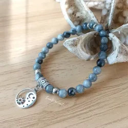✨ Bracelet en Œil de Faucon avec Breloque Soleil et Lune