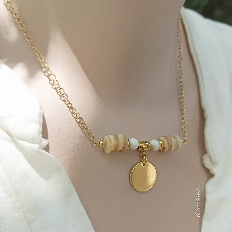 ✨ Collier en Nacre et Perles Heishi nacre avec Pendentif Disque