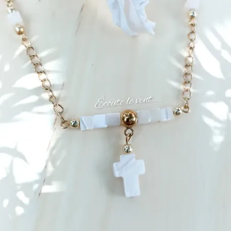 ✨ Collier en Nacre avec Pendentif Croix