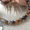 ✨ Bracelet en Œil de Tigre avec Breloque Cœur Ajouré