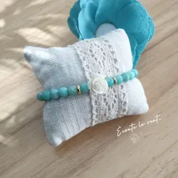 ✨ Bracelet en Amazonite avec Rose en Résine