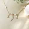 ✨ Collier en Nacre avec pendentif plume et lotus dorés