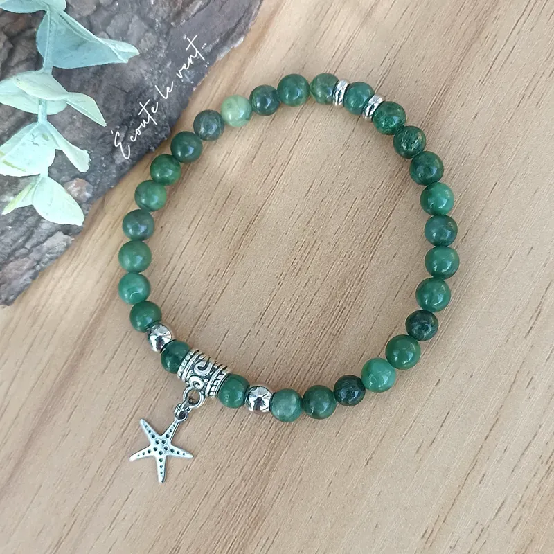 ✨ Bracelet en Jade Vert avec Breloque Étoile de Mer