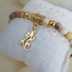 ✨ Bracelet en Mokaïte avec breloque Gecko