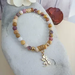 ✨ Bracelet en Mokaïte avec breloque Gecko