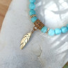 ✨Bracelet en Howlite turquoise – Plume dorée
